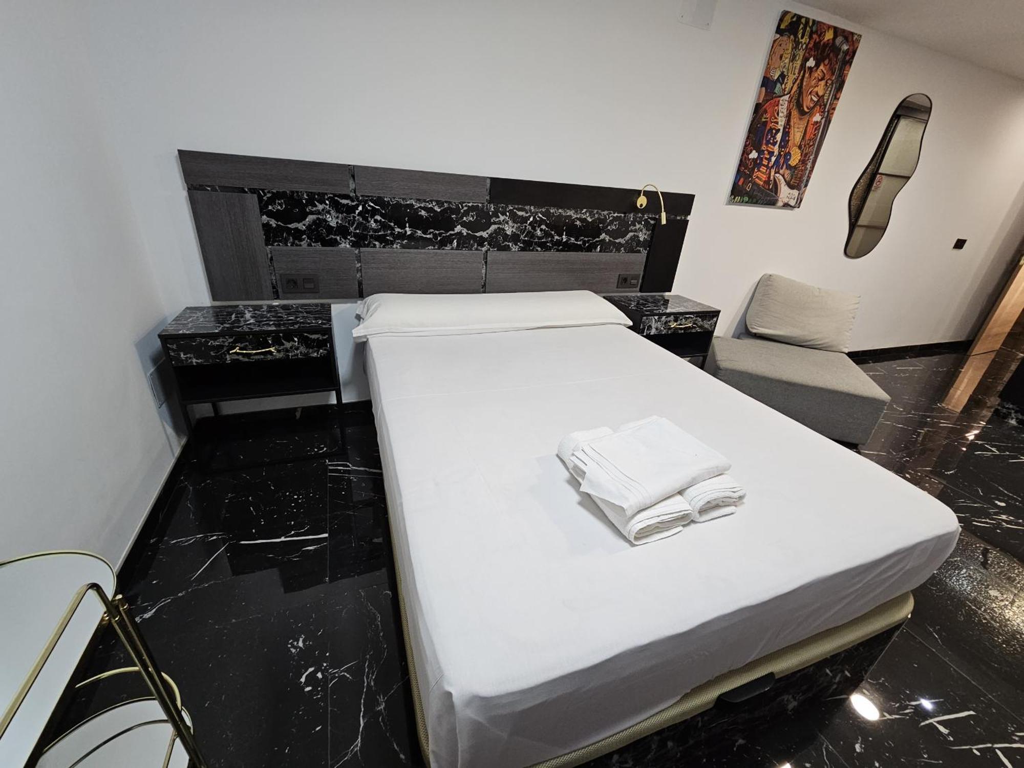 Apartamentos Benidorm Black Εξωτερικό φωτογραφία
