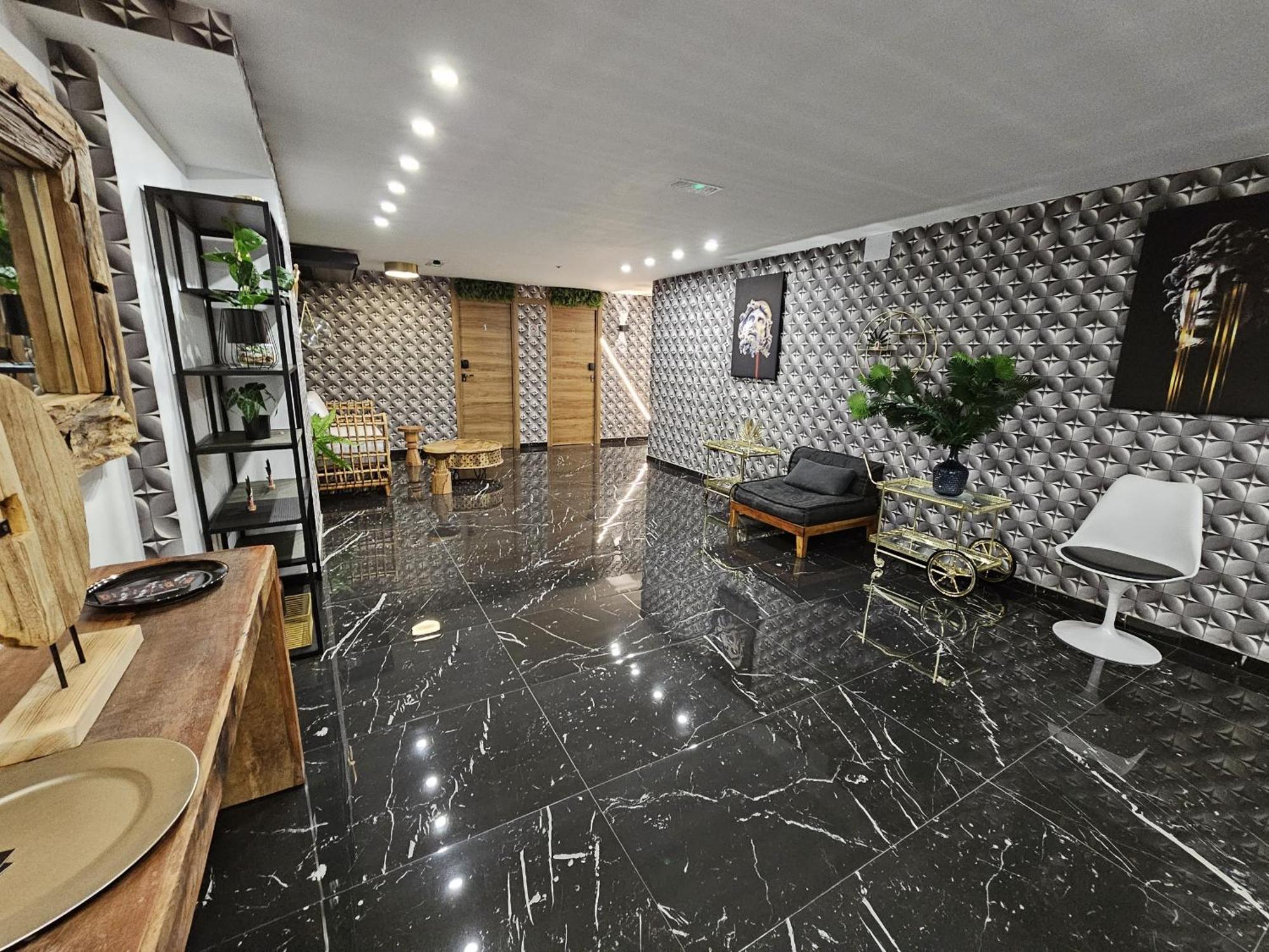 Apartamentos Benidorm Black Εξωτερικό φωτογραφία